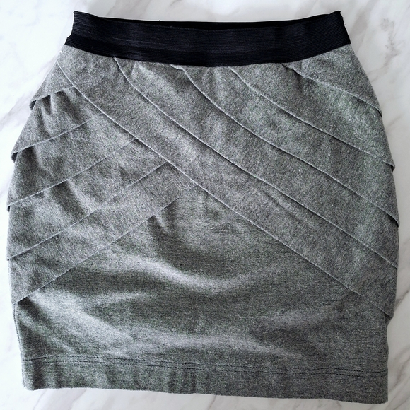 Silence & Noise Stylish Mini Skirt (XS) - Picture 1 of 5